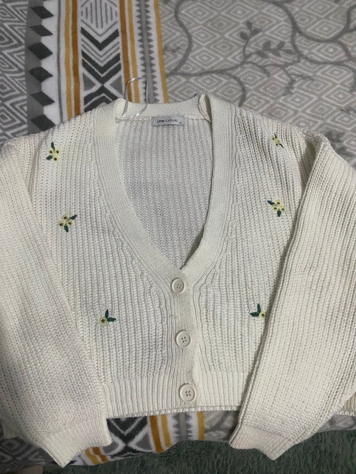 Beyaz Kadın Hırka - Görsel 3