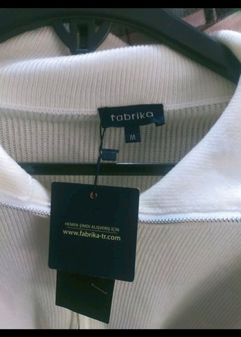 m Beden beyaz Renk Fabrika polo yaka Fermuarlı yaka oversize Kadın Triko kazak