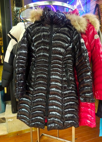 xs Beden moncler Kürk Detaylı kapşonlu Siyah Uzun parlak şisme Mont