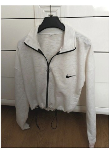 Nike Nıke Fermuarlı yaka mini üst crop sweatshirt