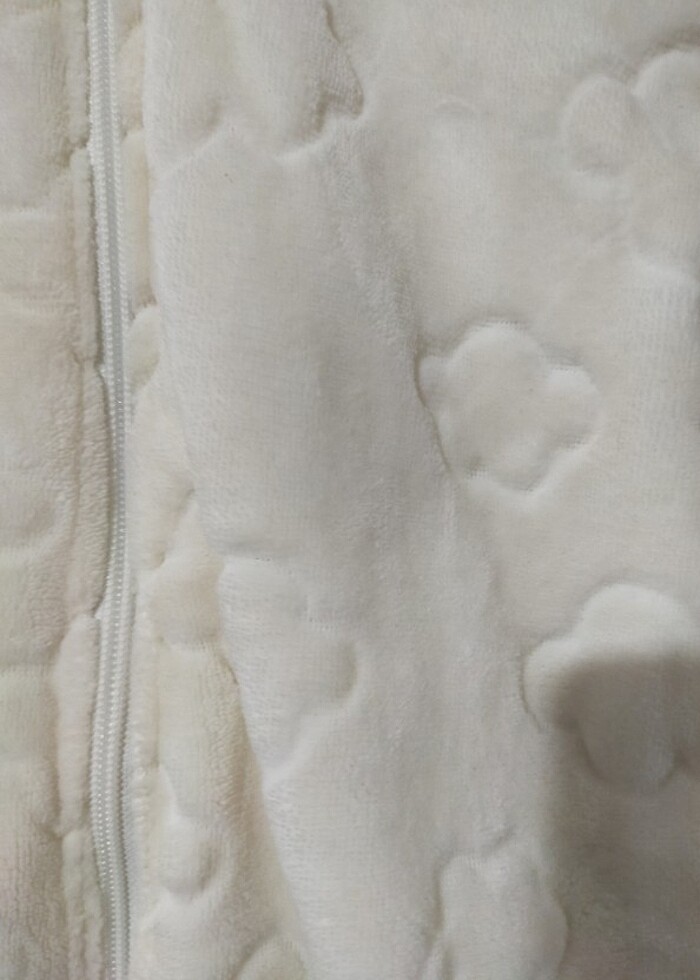 Bulut desenli büyük boy peluş uyku tulumu - Görsel 4