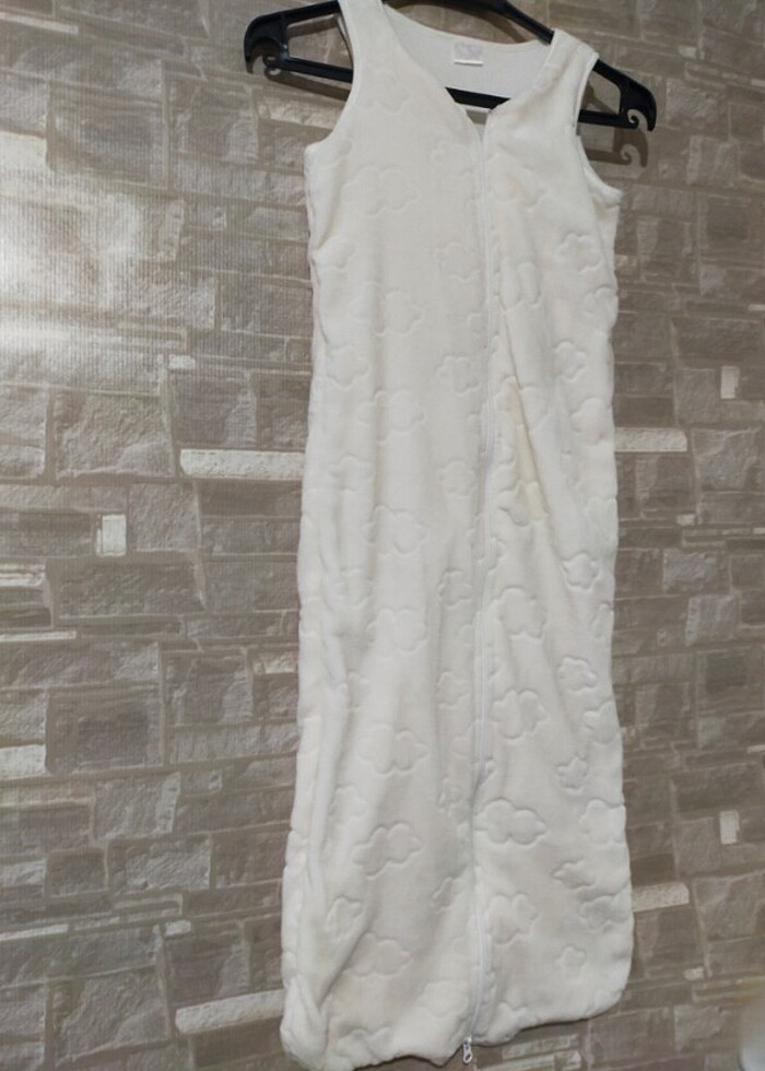 Bulut desenli büyük boy peluş uyku tulumu - Görsel 5