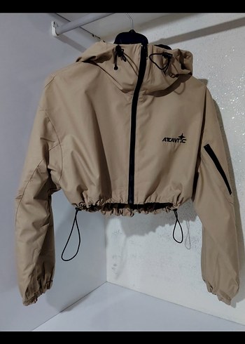 Zara Bej Kapüşonlu Mini üst crop Ceket su geçirmez yağmurluk - Görsel 7