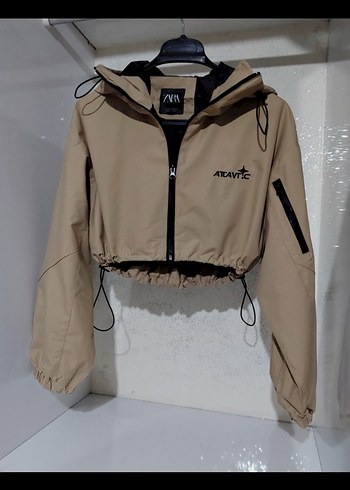 m Beden ten rengi Renk Zara Bej Kapüşonlu Mini üst crop Ceket