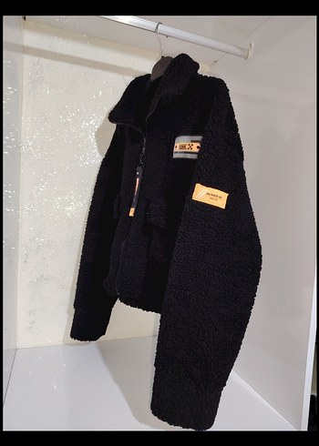 m Beden siyah Renk Siyah Fermuarlı kısa model peluş crop ceket mont
