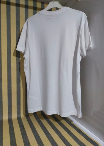 Champion marka Beyaz Pamuklu Erkek Tişört Loose Fit - Görsel 4