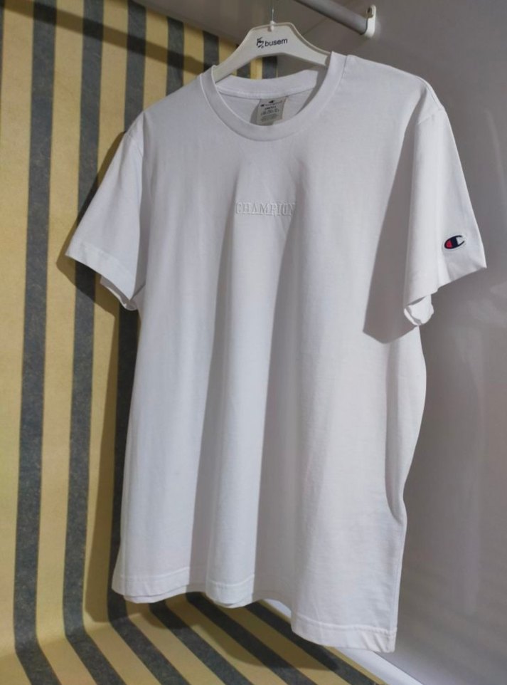 Champion marka Beyaz Pamuklu Erkek Tişört Loose Fit - Görsel 3