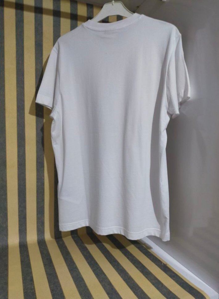 Champion marka Beyaz Pamuklu Erkek Tişört Loose Fit - Görsel 4