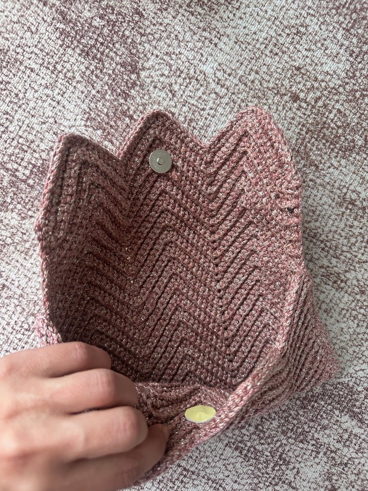 Pembe gri sim görünümlü portföy çanta - Görsel 4