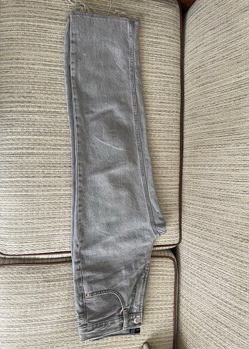 38 Beden gri Renk Stradivarius D96