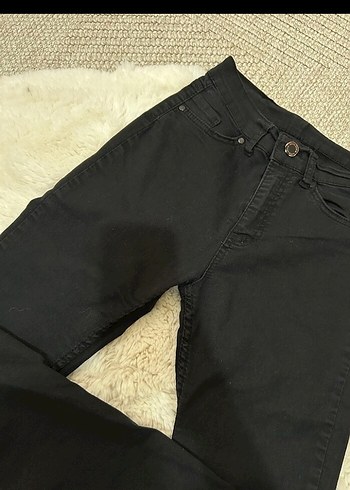 Diğer Siyah Regular Fit Kadın Denim Pantolon