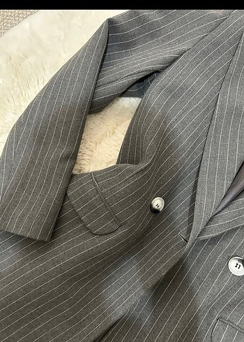 s Beden Düğmeli Gri Çizgili Kadın Blazer