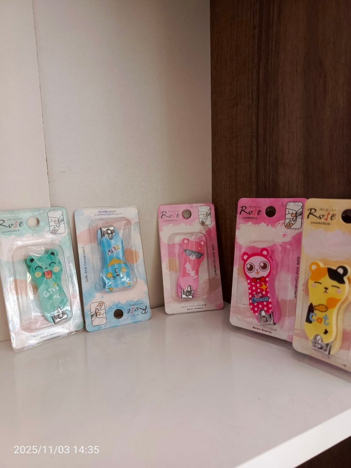 Renkli Çocuk Tırnak Makası Seti - Görsel 2