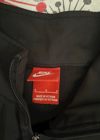 Siyah nike ceket - Görsel 2