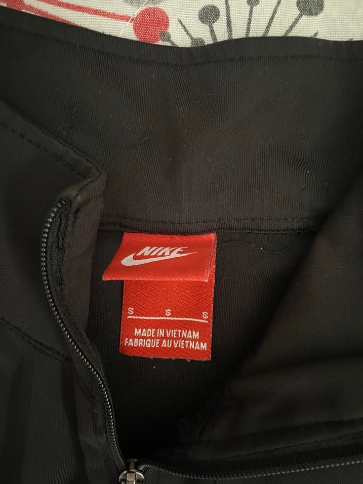 Siyah nike ceket - Görsel 2