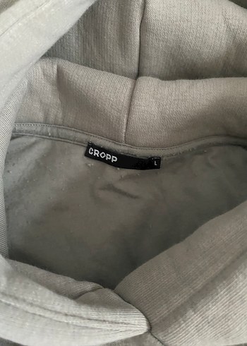 Gri kapüşonlu crop sweatshirt - Görsel 2