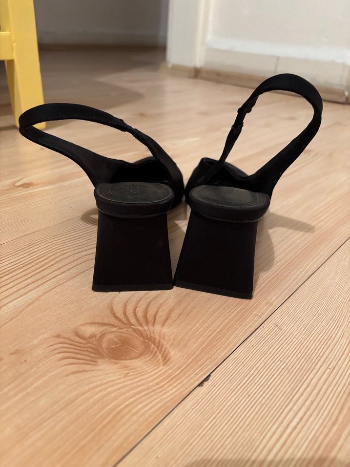 Kadın Siyah Süet Kalın Topuklu Stiletto - Görsel 4