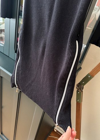 Siyah Yarım Balıkçı Yaka Mini Elbise - Görsel 3