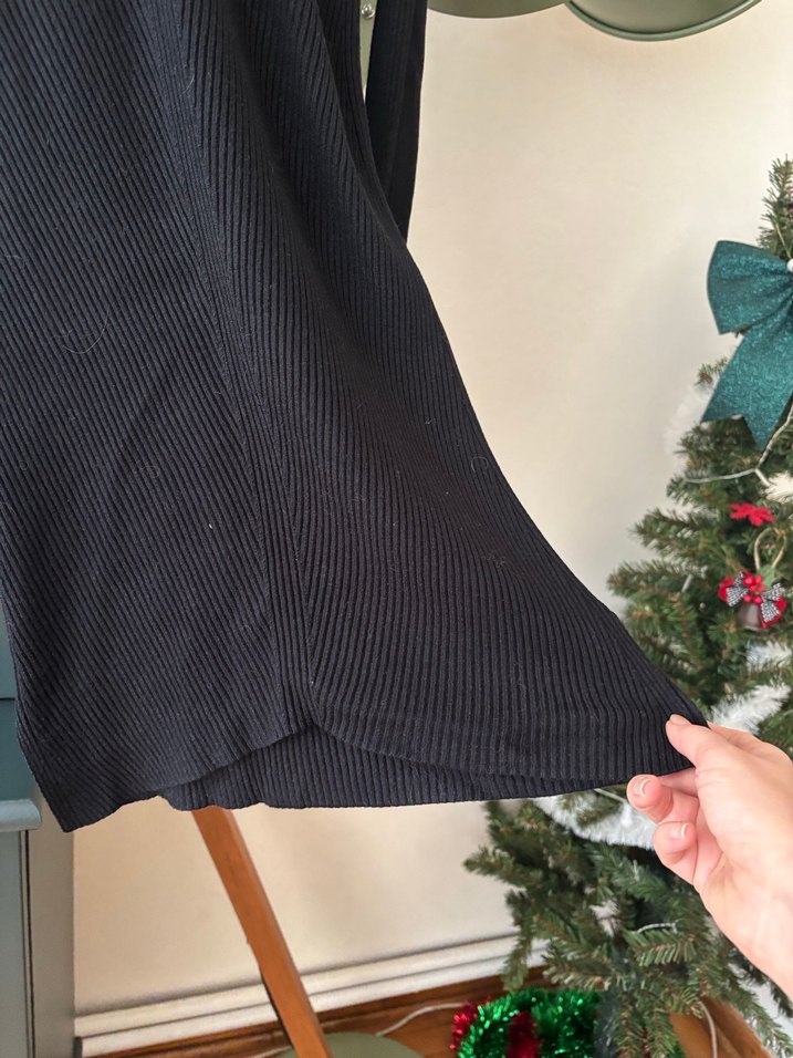 Siyah V Yaka Mini Triko Elbise - Görsel 3