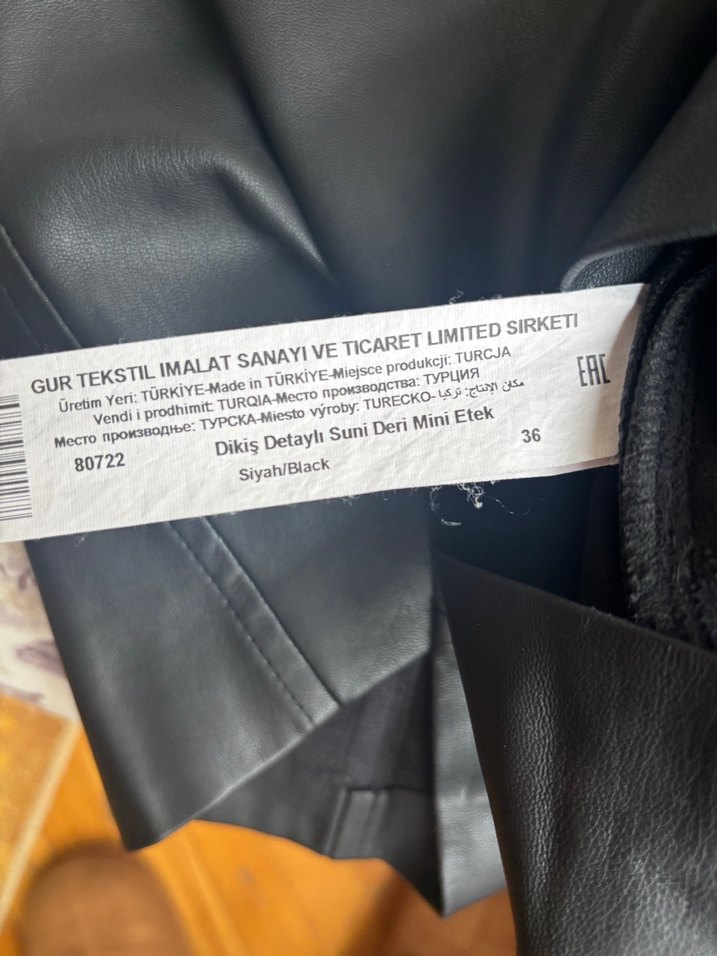 Siyah Deri Mini Etek - Görsel 2