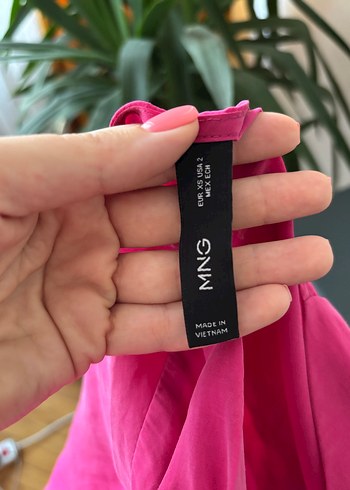 Pembe V Yakalı Uzun Kadın Elbise - Görsel 5