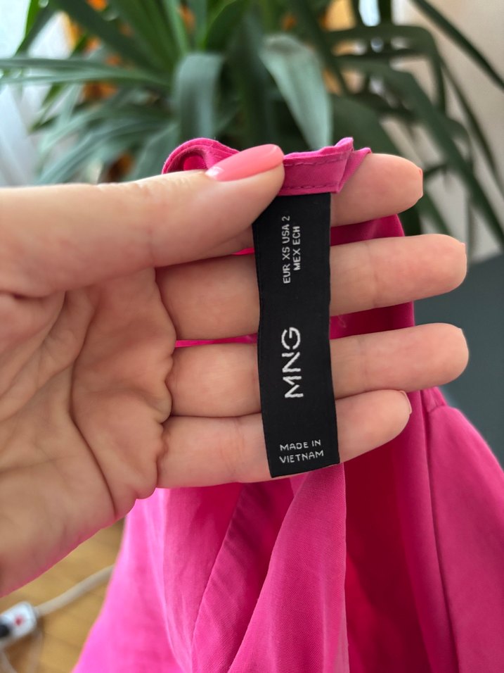 Pembe V Yakalı Uzun Kadın Elbise - Görsel 5