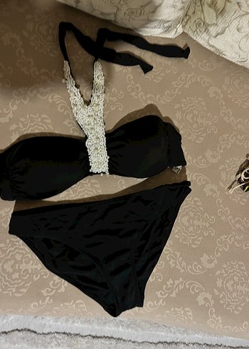 Diğer Siyah Bikini