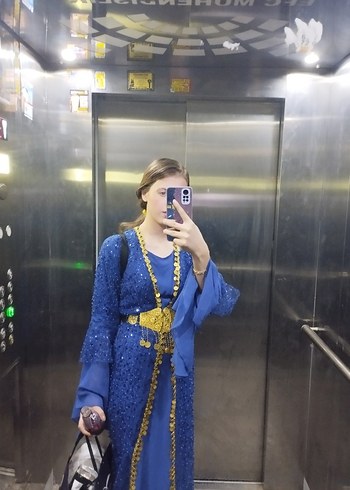 Püsküllü Mavi Uzun V Yaka Kadın Elbise kaftan