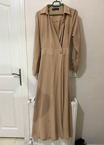 Elbise krem renkli kadın çok güzel - Görsel 4