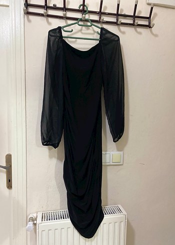 Drapeli Siyah Midi V Yaka Gotik Elbise - Görsel 4