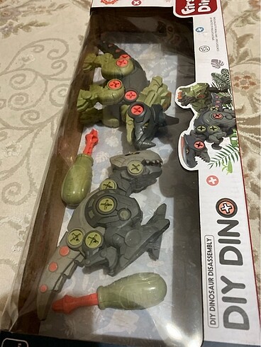 Diğer Eğitici sök tak dinazor tornavidaları var