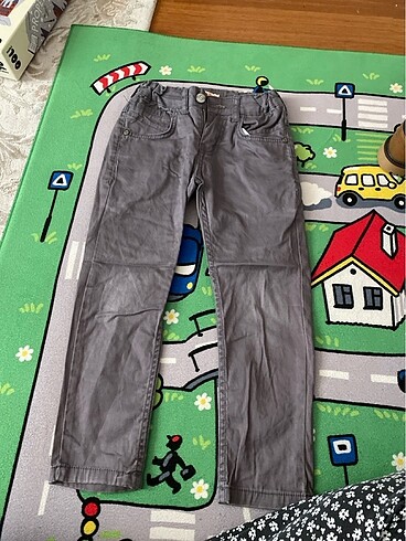 3 4 yaş çocuk gri pantolon