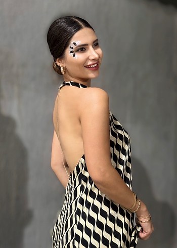 Siyah Parlak Zebra Desenli Kadın Vücut Zinciri - Görsel 4