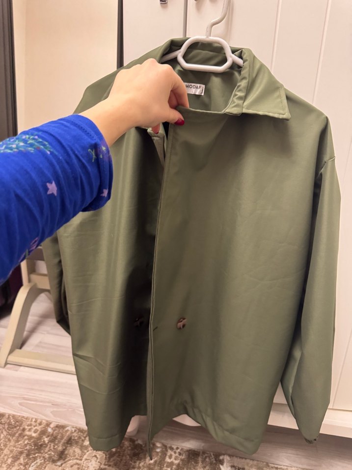 Erkek Yeşil Midi Yağmurluk - Görsel 2