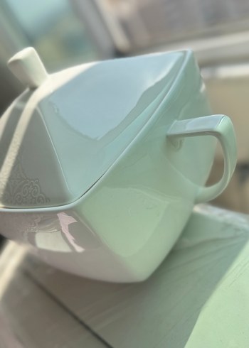 Beyaz Pastel Renkli porselen tencere