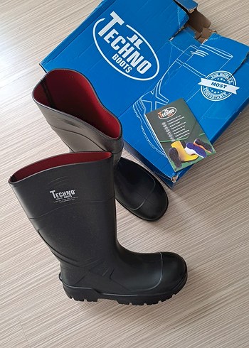 Erkek Siyah Diz Boyu Kauçuk Bot
