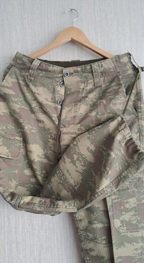 Kamuflaj Desenli Erkek Pantolon
hiç giyilmedi - Görsel 2