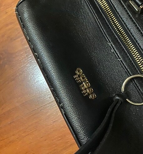 Beden siyah Renk Guess çanta el çantası