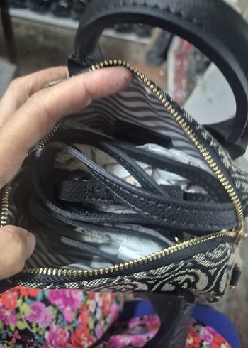 Beden siyah Renk Vakko mini speedy çanta