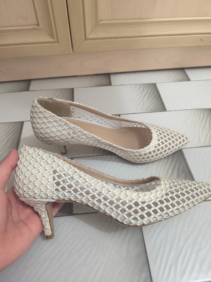 Dantel Detaylı Beyaz Stiletto Gelin Ayakkabısı - Görsel 3