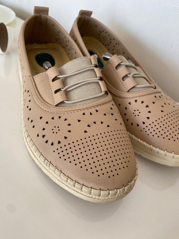 Bej Dolgu Topuklu Kemer Detaylı Kadın Babet - Görsel 2