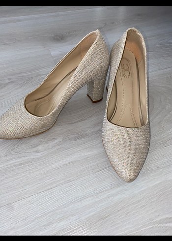 Simli Kadın Topuklu Klasik Abiye Ayakkabı - Görsel 2