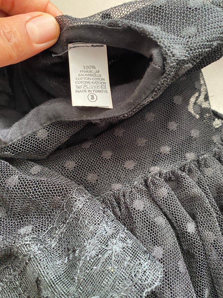 Uzun Kollu Siyah Kız Çocuk Fırfırlı Elbise - Görsel 3