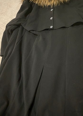 Kürklü Yaka Siyah Uzun Kaban - Görsel 10