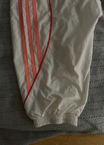 34 Beden beyaz Renk Adidas Eşofman Beyaz Rahat Kesim Kadın Spor Pantolon