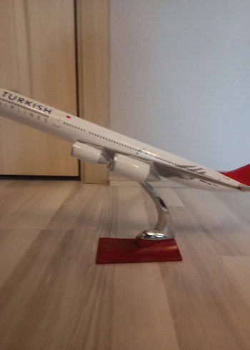 Türk Hava Yolları Uçak Modeli - Görsel 2
