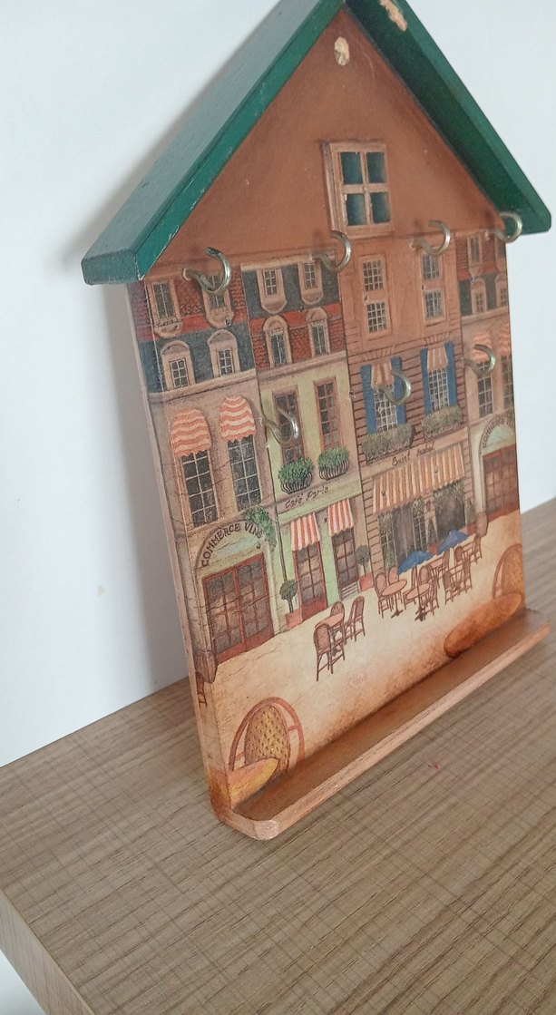 Ahşap Ev Şeklinde Anahtarlık Askısı - Görsel 2