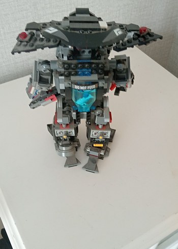 Gri Robot Aksiyon Figürü - Görsel 4