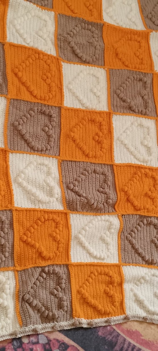 3 renkli Ekoseli kalp Örgü Çocuk ve bebek Battaniyesi - Görsel 2