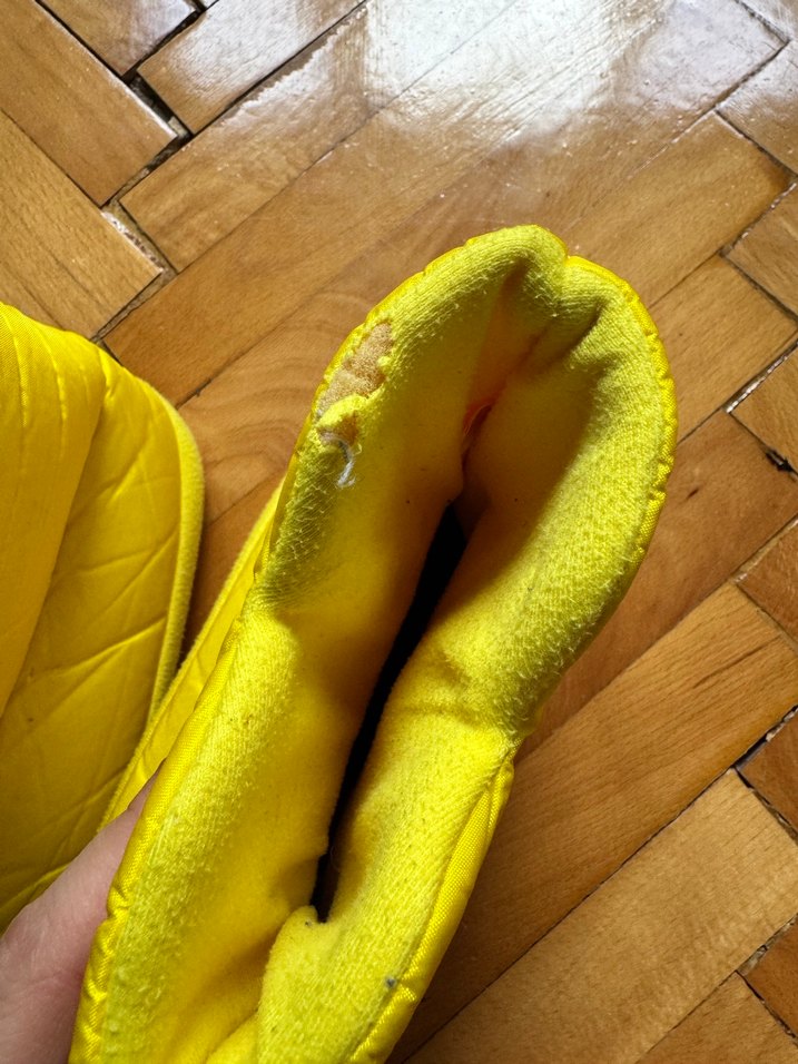 Sarı Nakışlı  Çocuk Puff Terlik - Görsel 3